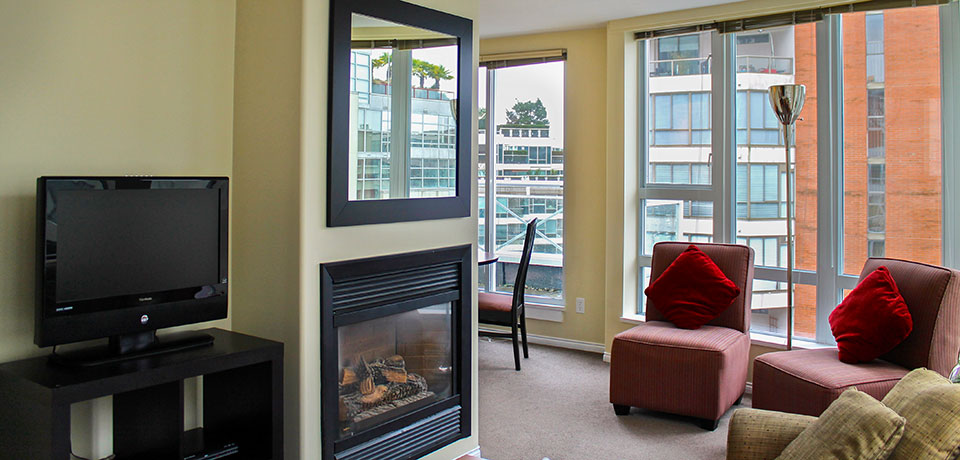 One Bedroom Penthouse Suite At 910 Beach Avenue Apartment Hotel Vancouver, BC